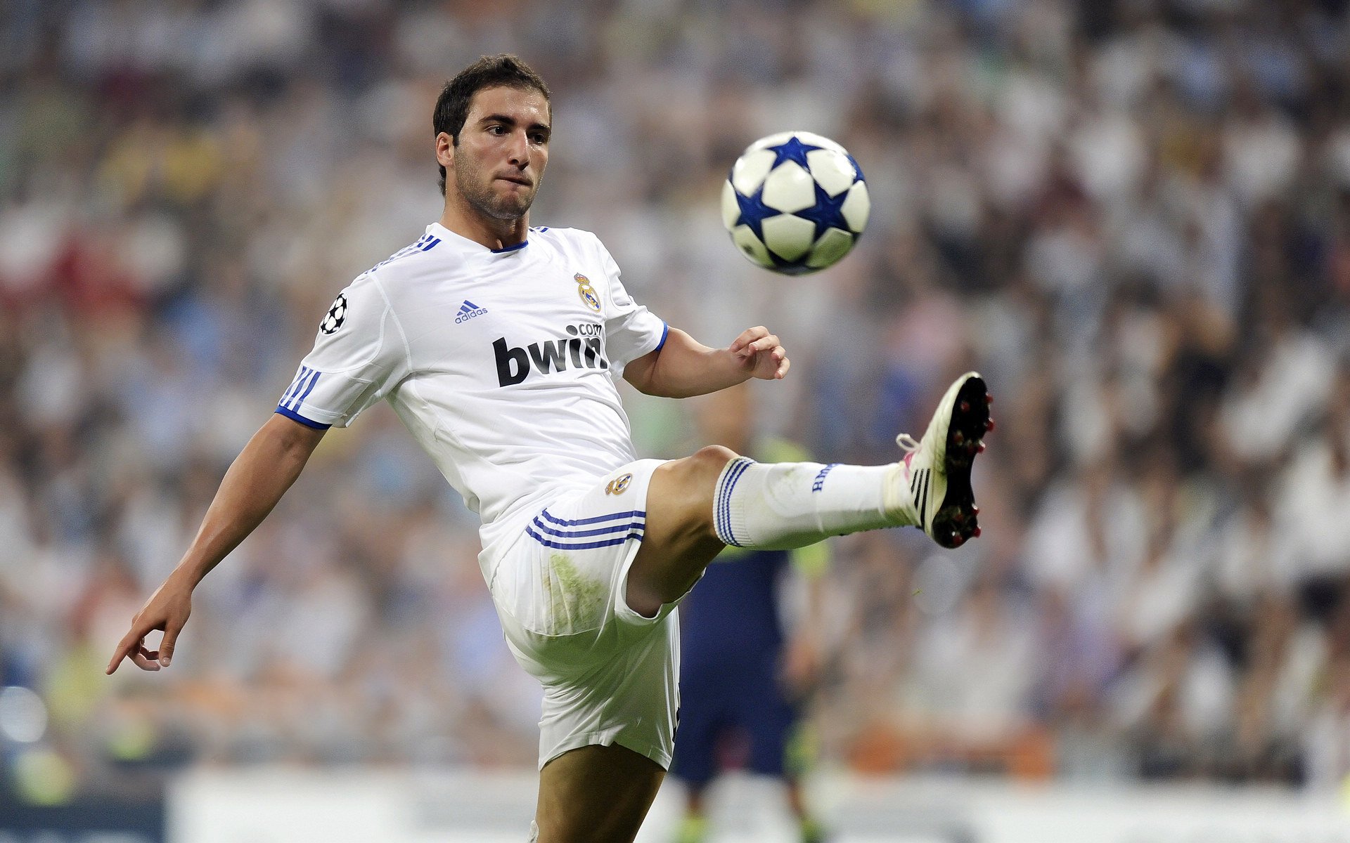 _运动装备智未来：科技改写运动产业_，科技运动服